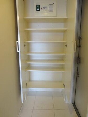 ドルチェ東京府中・弐番館の物件内観写真